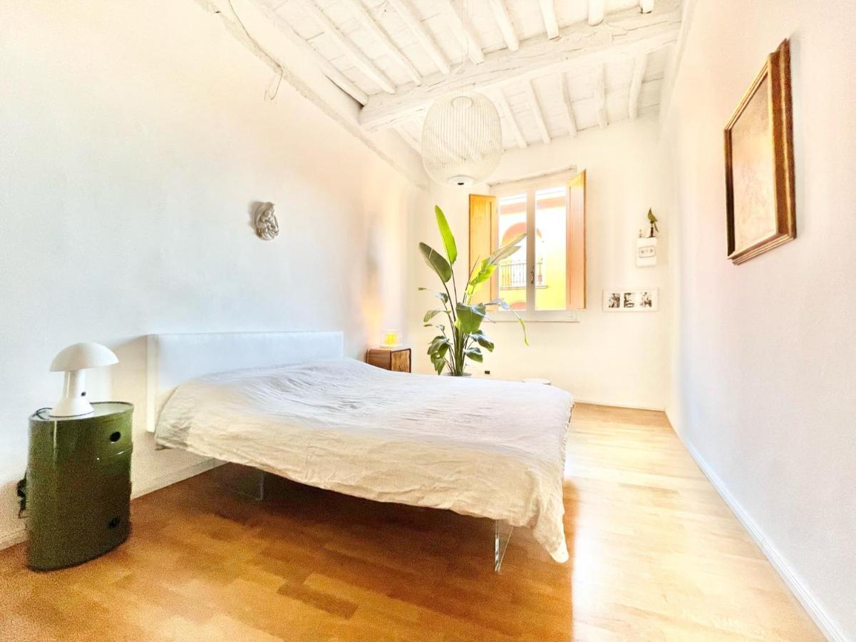 La Casa Del Pesce - Within The Historical Walls Of Lucca Exterior photo